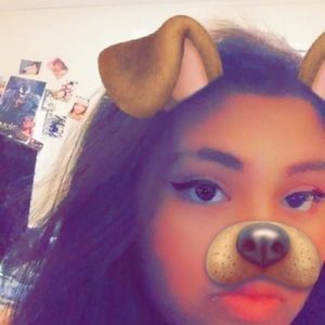 Meet your Posher, Jacqueline